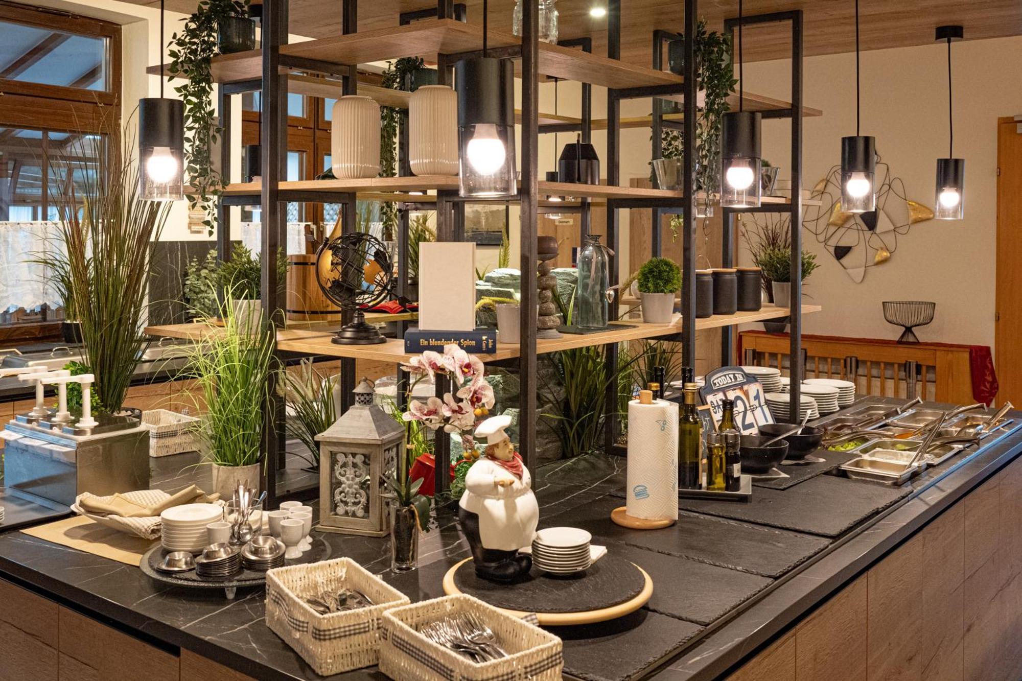 Landhotel Mariensaeule Wernstein am Inn Εξωτερικό φωτογραφία